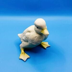 Studio56 Bisque Porcelain Duckling • 3.5” • Wings Down